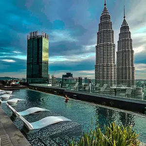 https://the-five-star-escapes-at-klcc.kualalumpurs-hotels.com