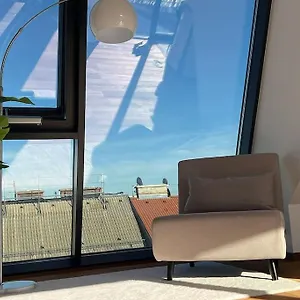 Apartment Luxus Dachtraum Naehe Zentrum, Wien