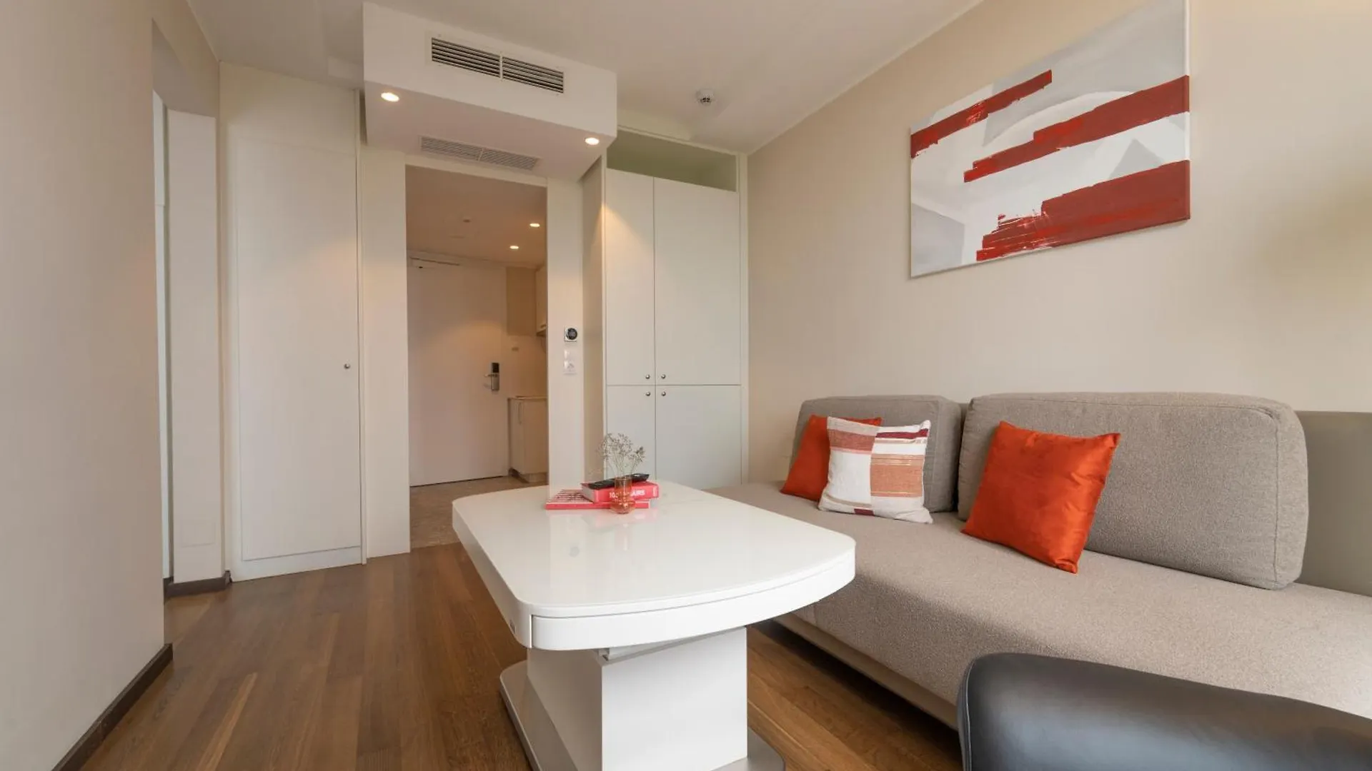 Apartment Pakat Residences Vienna