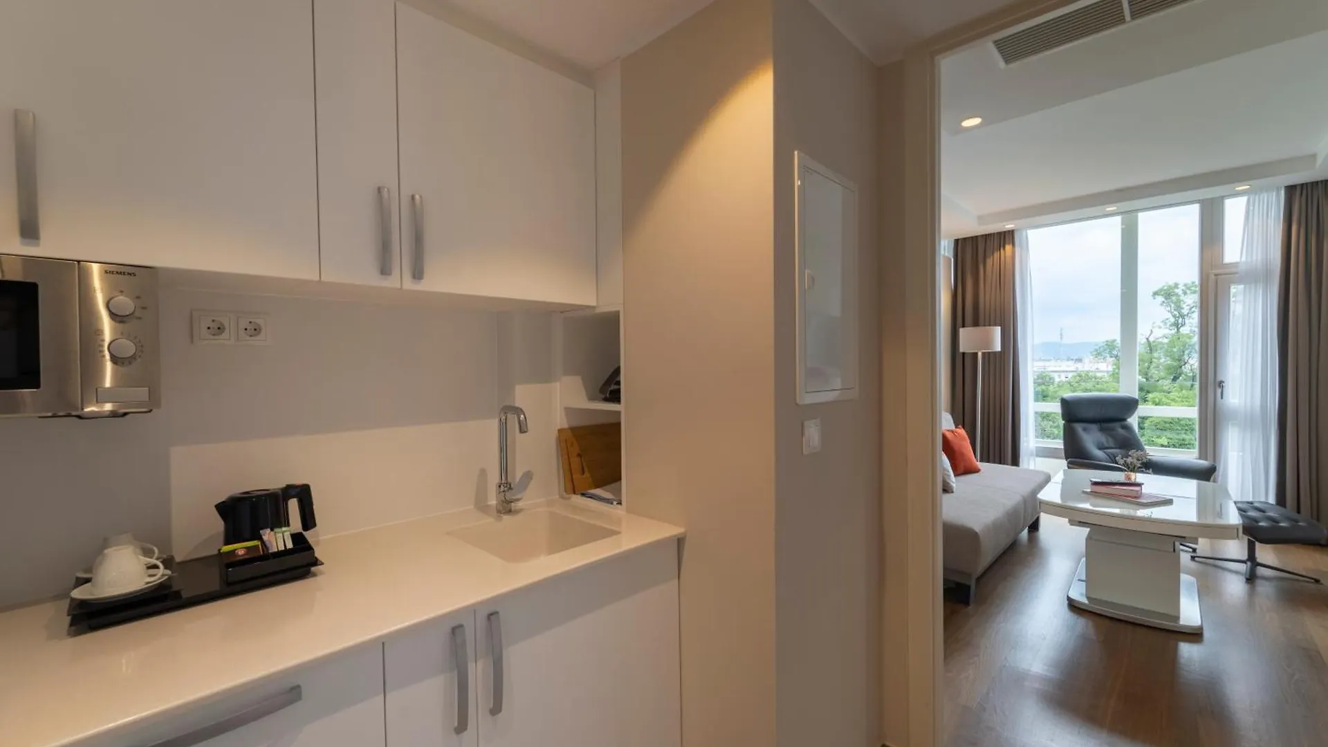 Apartment Pakat Residences Vienna